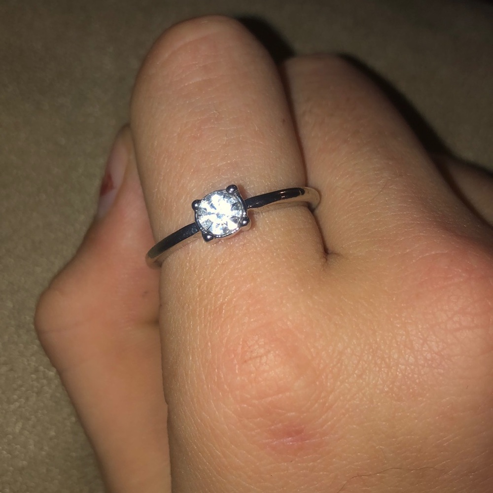 Ring - Picture 2 of 5